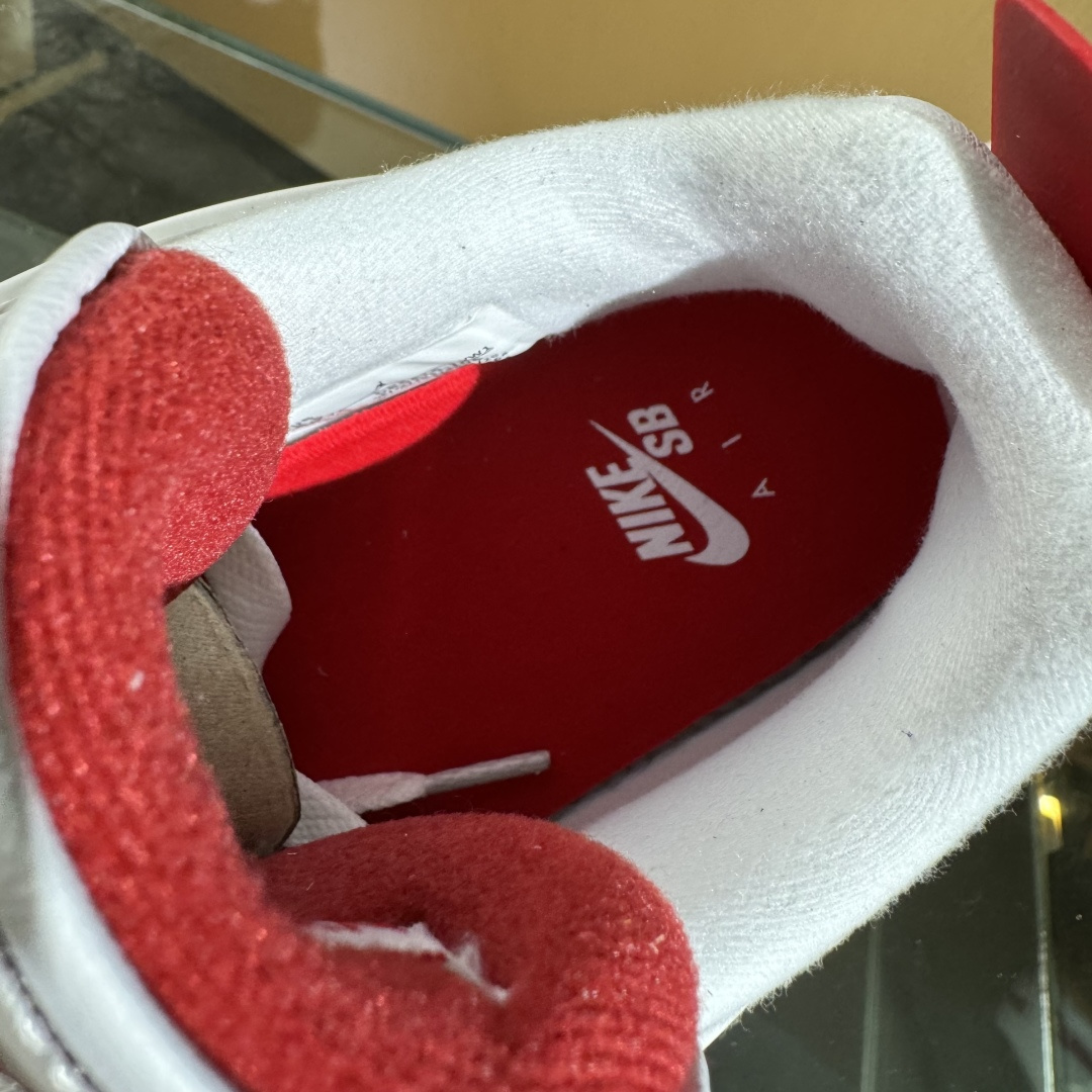 Air Jordan 4 Retro Low x Nike SB ”Navy” 白红  DR5415-106