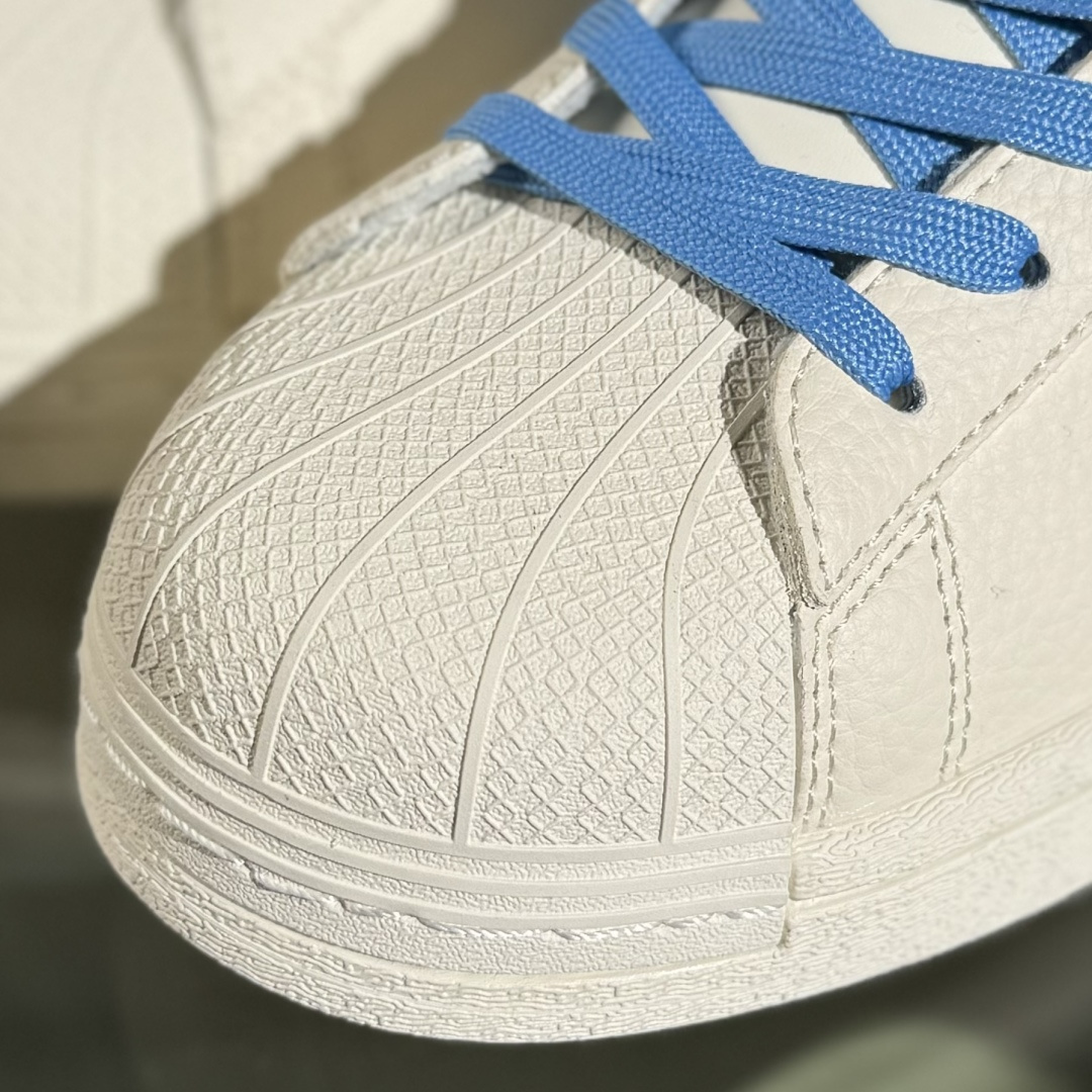 AD Originals Superstar x Stussy 白蓝  XG0011