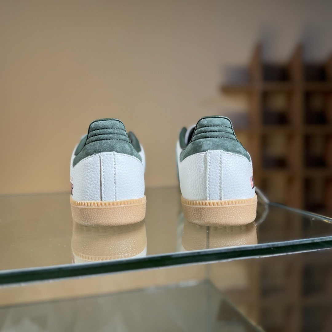 adidas originals Samba OG x GUCCI 白绿 桑巴舞系列复古经典轻便板鞋  DX0001