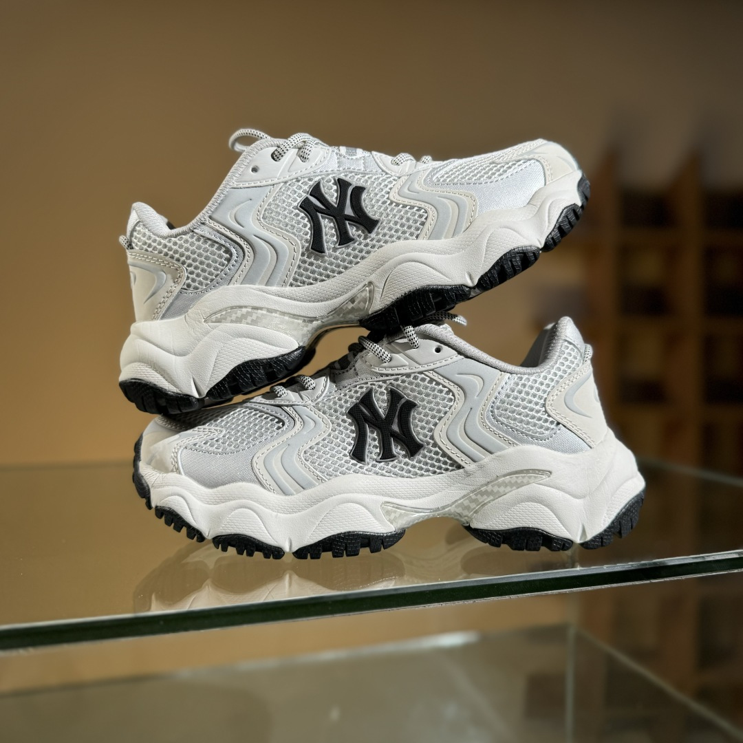 MLB CARGO CHUNKY 纽约洋基队 时尚百搭休闲运动潮流 防滑耐磨 低帮 老爹鞋 3ASHW075N