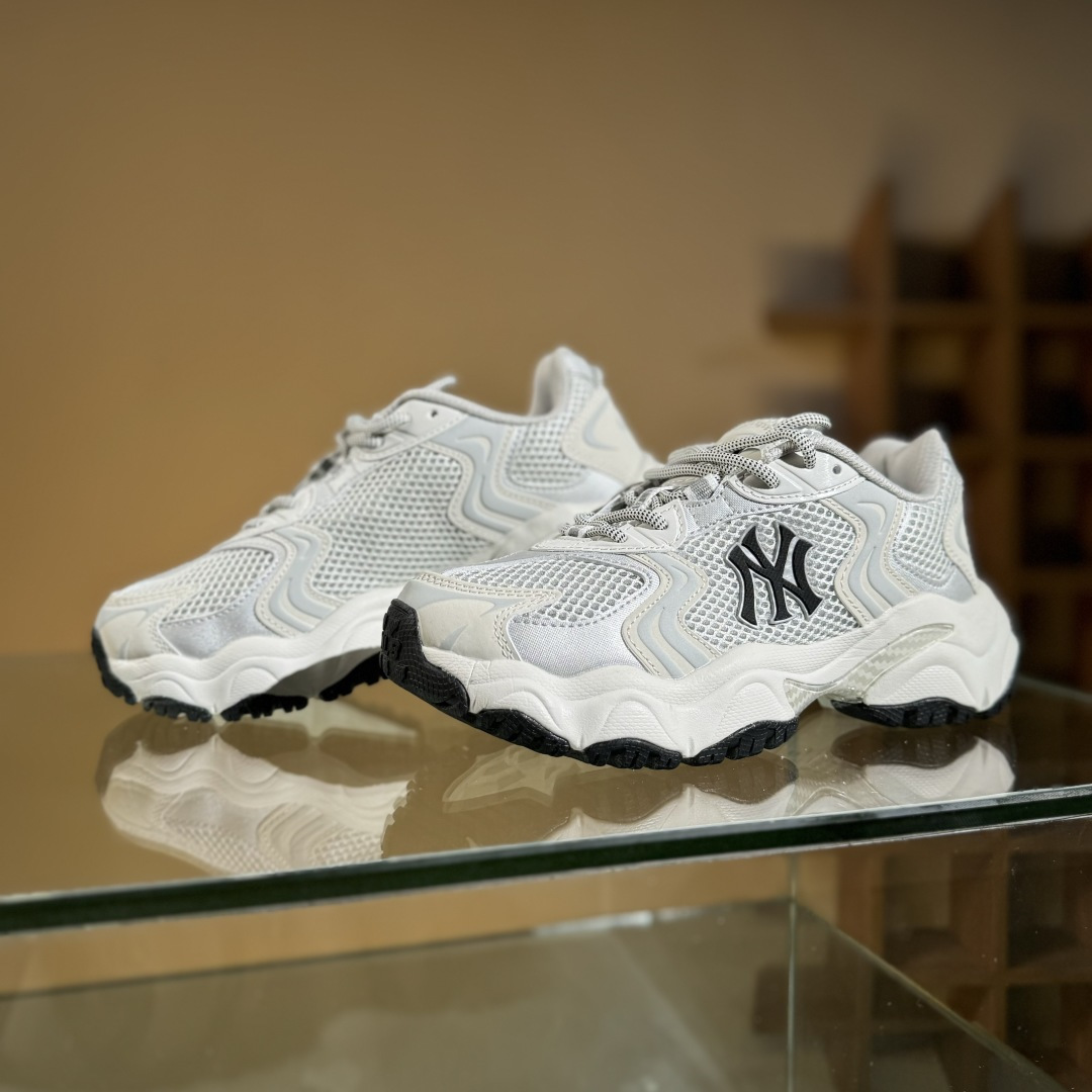 MLB CARGO CHUNKY 纽约洋基队 时尚百搭休闲运动潮流 防滑耐磨 低帮 老爹鞋 3ASHW075N