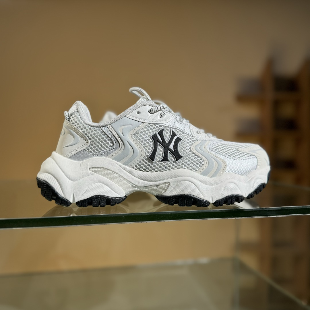 MLB CARGO CHUNKY 纽约洋基队 时尚百搭休闲运动潮流 防滑耐磨 低帮 老爹鞋 3ASHW075N