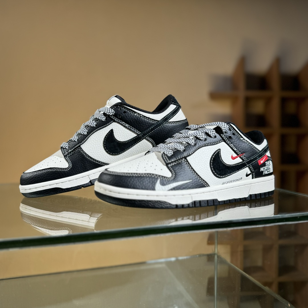 Nike SB Dunk Low 北面联名 黑白黑勾黑勾 周年高端定制 低帮休闲板鞋 YX5066-339