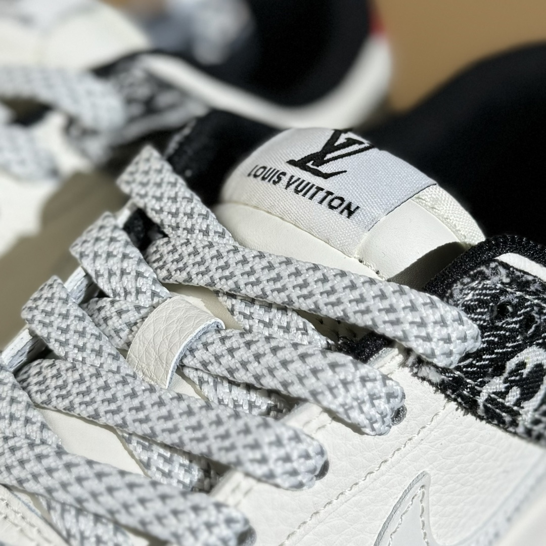 Nike SB Dunk Low LV联名 黑牛仔白勾勾 周年高端定制 低帮休闲板鞋 FC1688-233