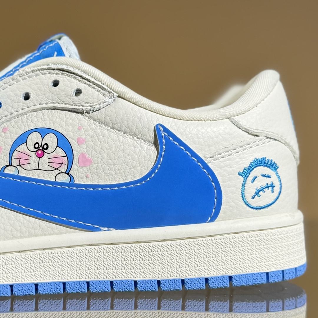 Travis Scott x Fragment Design x Air Jordan 1 Low OG SP AJ1 乔1 叮当猫 低帮文化休闲板鞋 XS2024-068 Travis Scott x Fragment Design x Air Jordan 1 Low OG SP AJ1 乔1 叮当猫 低帮文化休闲板鞋 XS2024-068