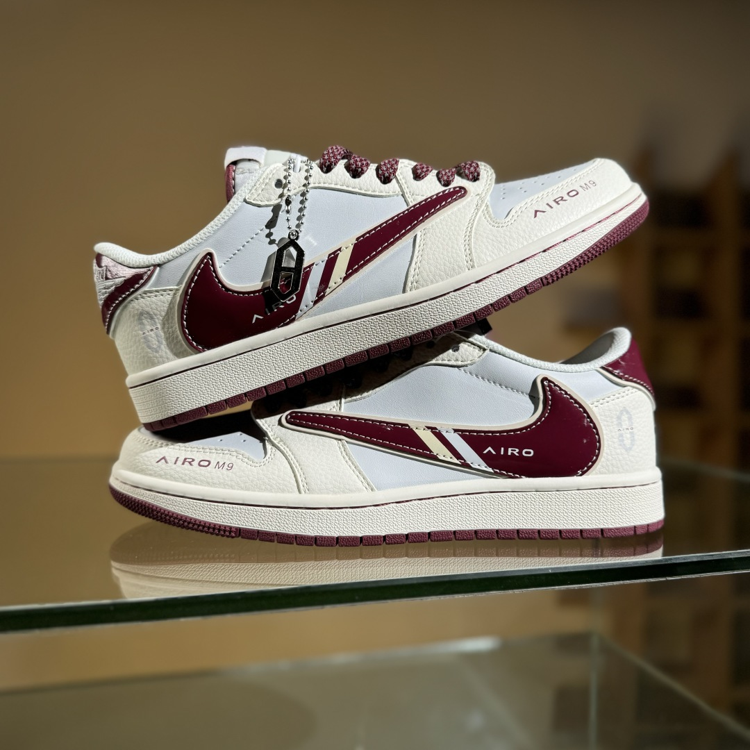 Travis Scott x Fragment Design x Air Jordan 1 Low OG SP AJ1 乔1 问界联名 金瑞红 低帮文化休闲板鞋 FC1688-239