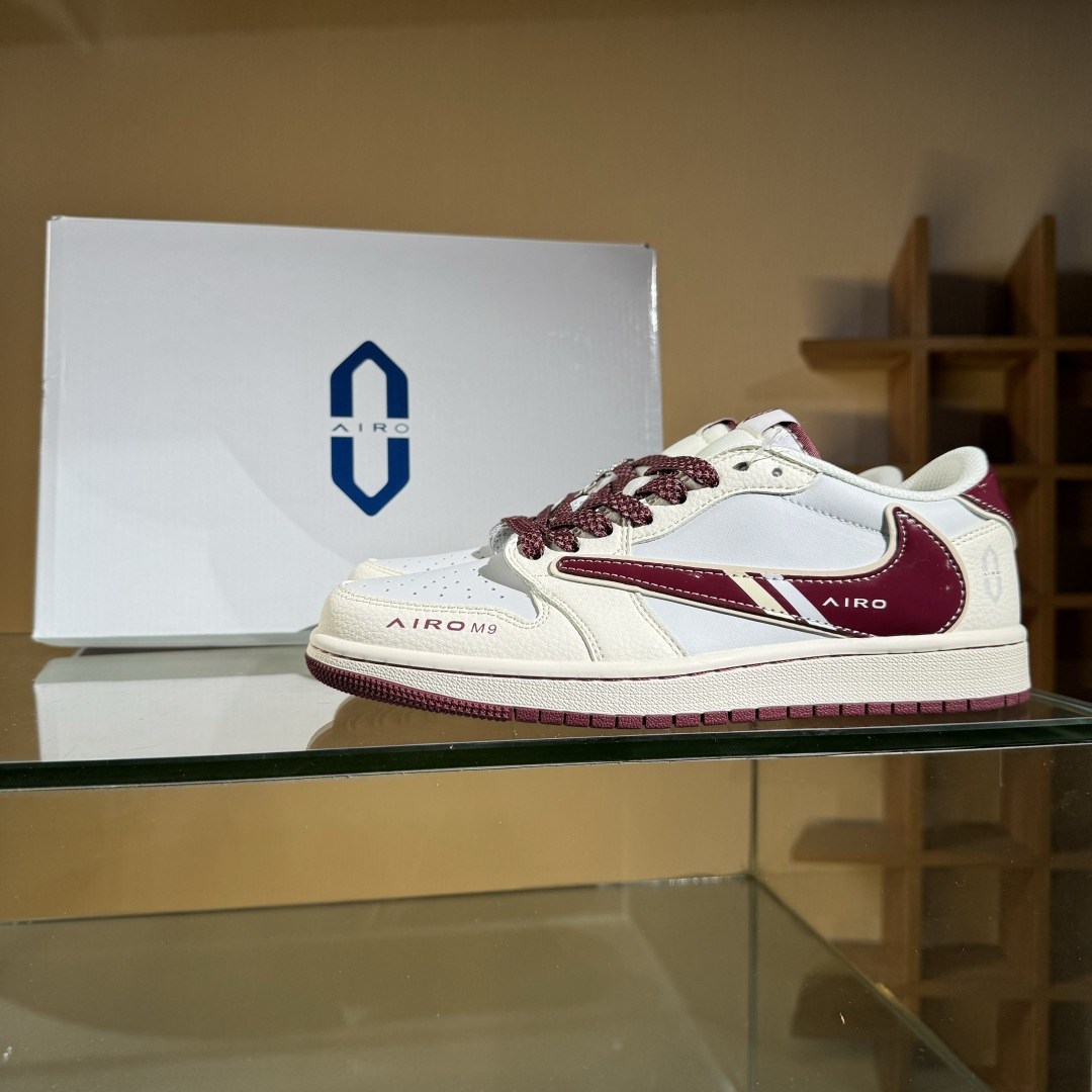 Travis Scott x Fragment Design x Air Jordan 1 Low OG SP AJ1 乔1 问界联名 金瑞红 低帮文化休闲板鞋 FC1688-239