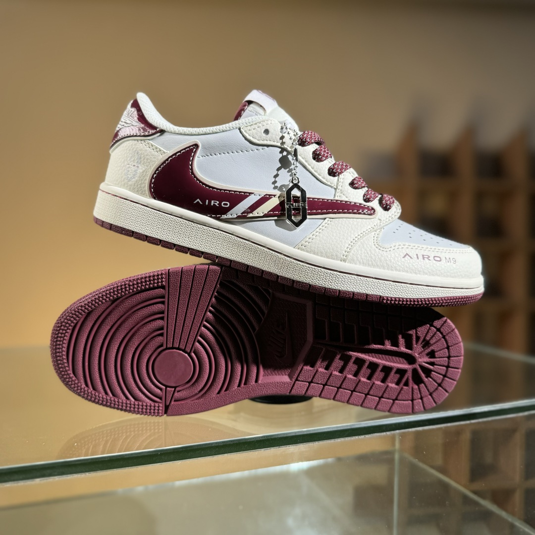 Travis Scott x Fragment Design x Air Jordan 1 Low OG SP AJ1 乔1 问界联名 金瑞红 低帮文化休闲板鞋 FC1688-239