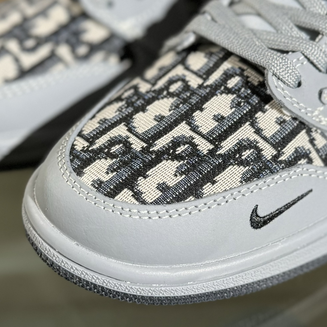 Travis Scott x Fragment Design x Air Jordan 1 Low OG SP AJ1 乔1 迪奥联名 化石灰 低帮文化休闲板鞋 LD2025-031-Chinese UA Cheap High Quatity Brand Clothes Bags handbags Sneakers wholesale wholesaler seller from China Factory suppliers Fashion Clothing Shoes best Quality Beautiful Price Travis Scott x Fragment Design x Air Jordan 1 Low OG SP AJ1 乔1 迪奥联名 化石灰 低帮文化休闲板鞋 LD2025-031