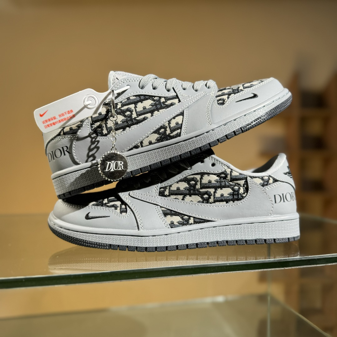 Travis Scott x Fragment Design x Air Jordan 1 Low OG SP AJ1 乔1 迪奥联名 化石灰 低帮文化休闲板鞋 LD2025-031-Chinese UA Cheap High Quatity Brand Clothes Bags handbags Sneakers wholesale wholesaler seller from China Factory suppliers Fashion Clothing Shoes best Quality Beautiful Price Travis Scott x Fragment Design x Air Jordan 1 Low OG SP AJ1 乔1 迪奥联名 化石灰 低帮文化休闲板鞋 LD2025-031