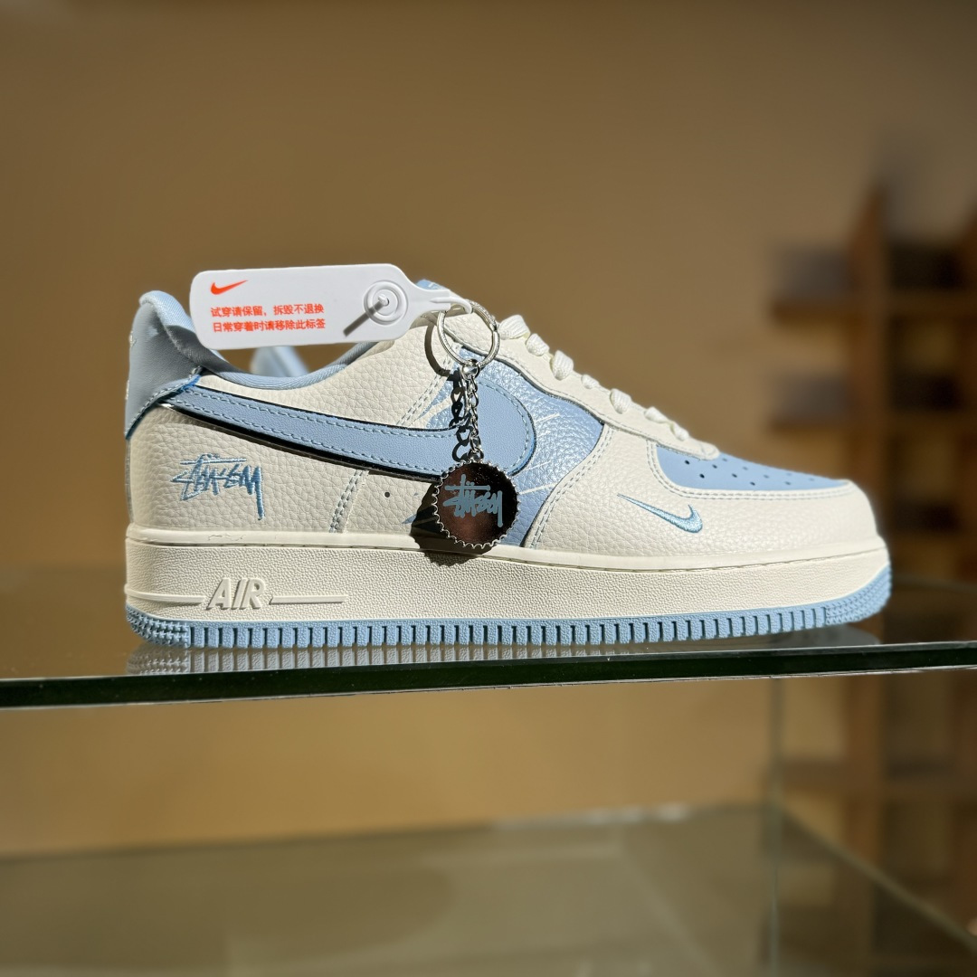 Nike Air Force 1'07 Low 斯图西联名 蓝涂鸦 空军一号低帮休闲板鞋 KK1988-090-Chinese UA Cheap High Quatity Brand Clothes Bags handbags Sneakers wholesale wholesaler seller from China Factory suppliers Fashion Clothing Shoes best Quality Beautiful Price Nike Air Force 1'07 Low 斯图西联名 蓝涂鸦 空军一号低帮休闲板鞋 KK1988-090
