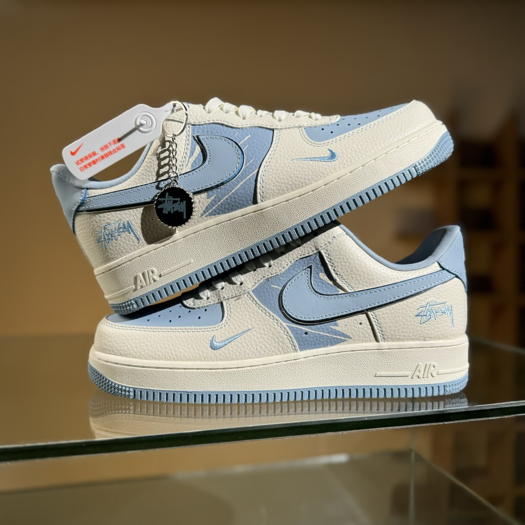 Nike Air Force 1'07 Low 斯图西联名 蓝涂鸦 空军一号低帮休闲板鞋 KK1988-090-Chinese UA Cheap High Quatity Brand Clothes Bags handbags Sneakers wholesale wholesaler seller from China Factory suppliers Fashion Clothing Shoes best Quality Beautiful Price Nike Air Force 1'07 Low 斯图西联名 蓝涂鸦 空军一号低帮休闲板鞋 KK1988-090