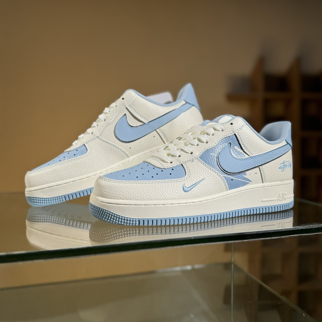 Nike Air Force 1'07 Low 斯图西联名 蓝涂鸦 空军一号低帮休闲板鞋 KK1988-090-Chinese UA Cheap High Quatity Brand Clothes Bags handbags Sneakers wholesale wholesaler seller from China Factory suppliers Fashion Clothing Shoes best Quality Beautiful Price Nike Air Force 1'07 Low 斯图西联名 蓝涂鸦 空军一号低帮休闲板鞋 KK1988-090