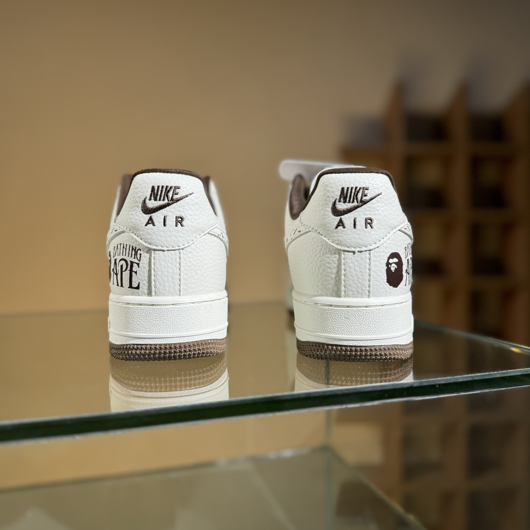 Nike Air Force 1‘07 Low 空军一号低帮休闲板鞋 DF0188-061