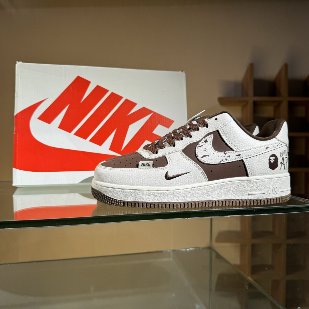 Nike Air Force 1‘07 Low 空军一号低帮休闲板鞋 DF0188-061