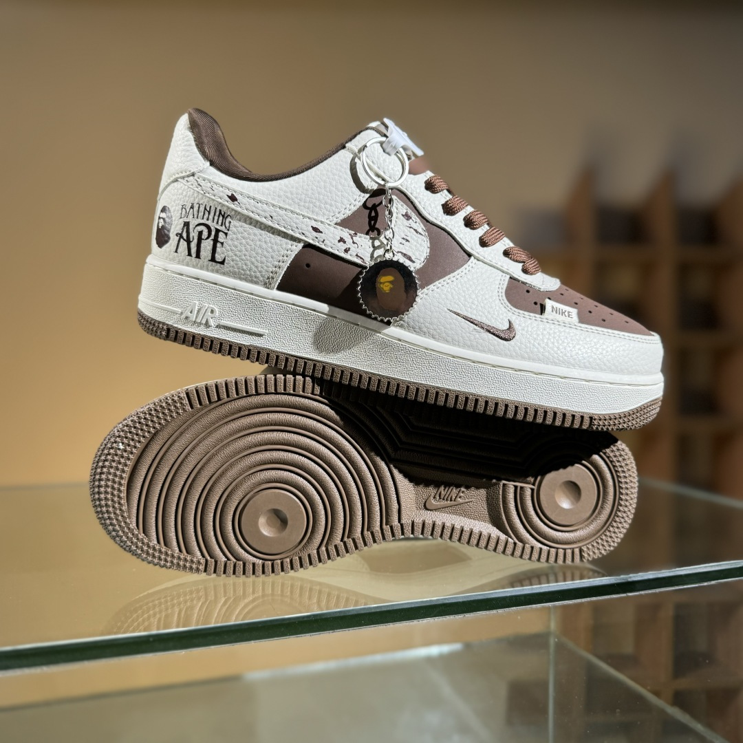 Nike Air Force 1‘07 Low 空军一号低帮休闲板鞋 DF0188-061
