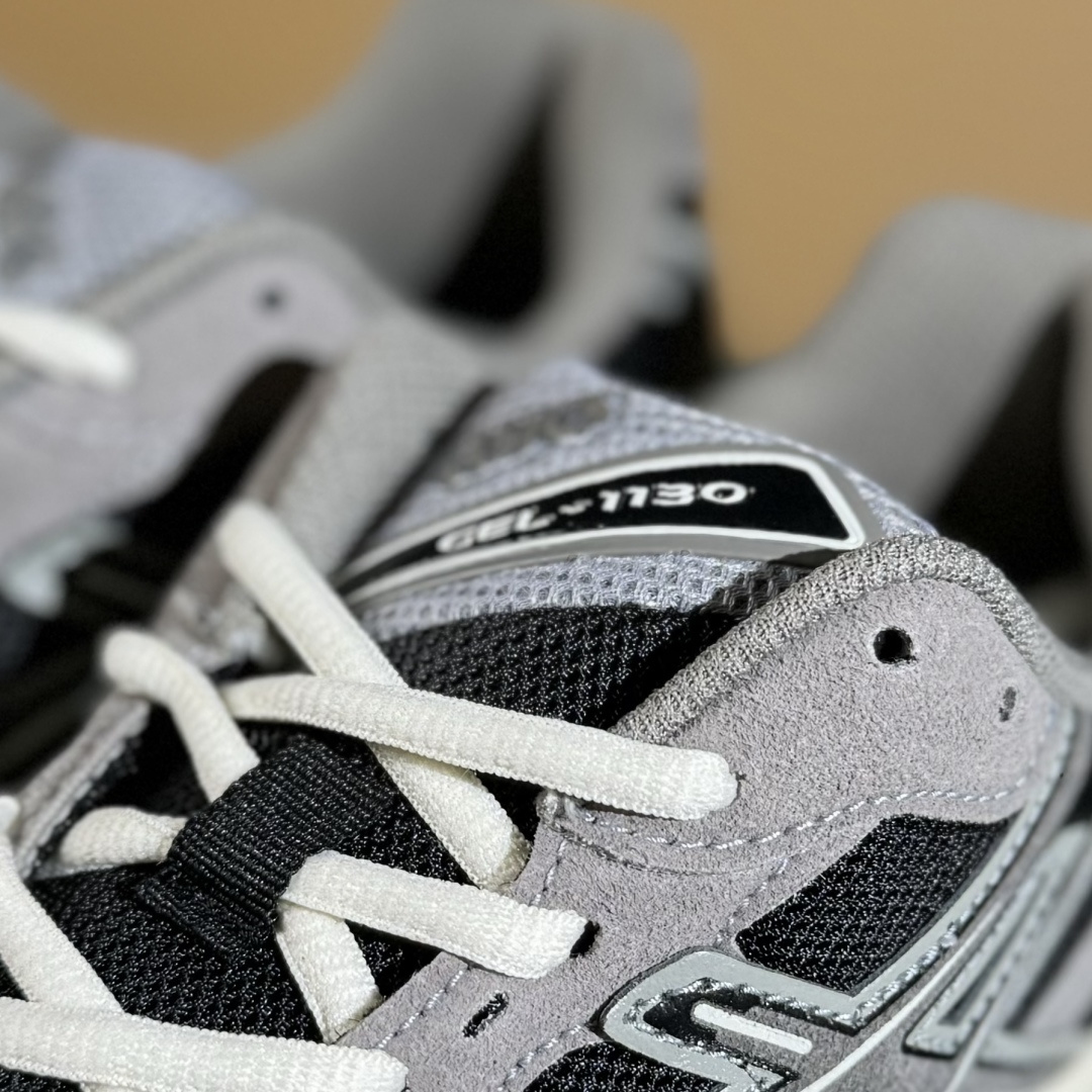 Asics Gel-1130 黑灰 亚瑟士轻便百搭休闲运动慢跑鞋 1201A255-004-High Quatity Cheap Brand wholesale wholesaler seller Clothes Bags handbags Sneakers Top Fashion Clothing Shoes from China Factory Chinese suppliers best Quality Beautiful Price Asics Gel-1130 黑灰 亚瑟士轻便百搭休闲运动慢跑鞋 1201A255-004