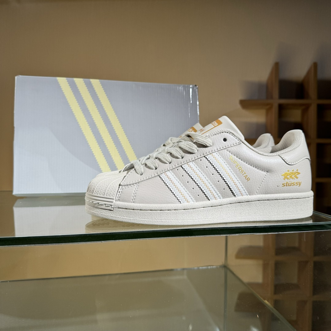 AD Originals Superstar x Stussy 棕白 SD6811-莆田鞋,莆田鞋货源,高仿鞋,高仿鞋货源,安福档口,莆田高仿鞋,莆田鞋批发,高仿鞋批发,莆田高仿运动鞋,高仿运动鞋,莆田运动鞋 AD Originals Superstar x Stussy 棕白 SD6811