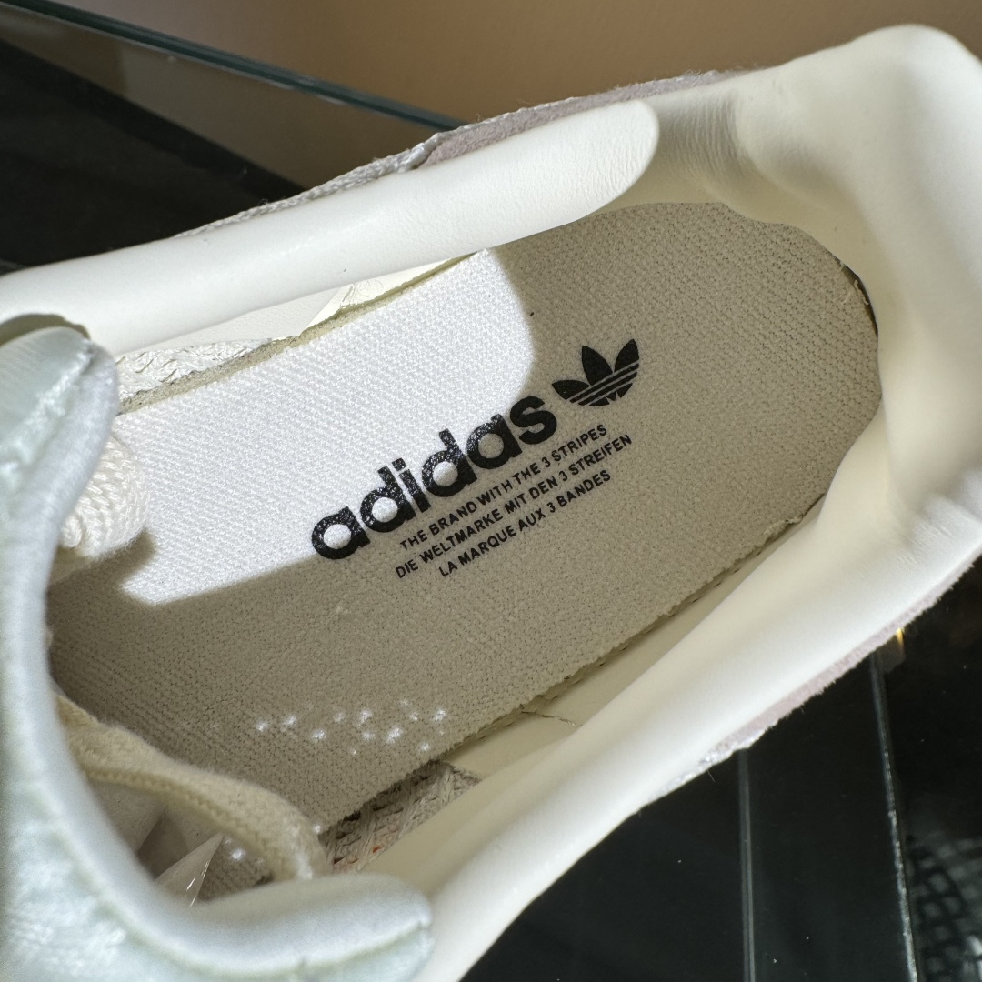 AD Originals Samba OG 米白色 桑巴训练鞋 KK3528-莆田鞋,莆田鞋货源,高仿鞋,高仿鞋货源,安福档口,莆田高仿鞋,莆田鞋批发,高仿鞋批发,莆田高仿运动鞋,高仿运动鞋,莆田运动鞋 AD Originals Samba OG 米白色 桑巴训练鞋 KK3528