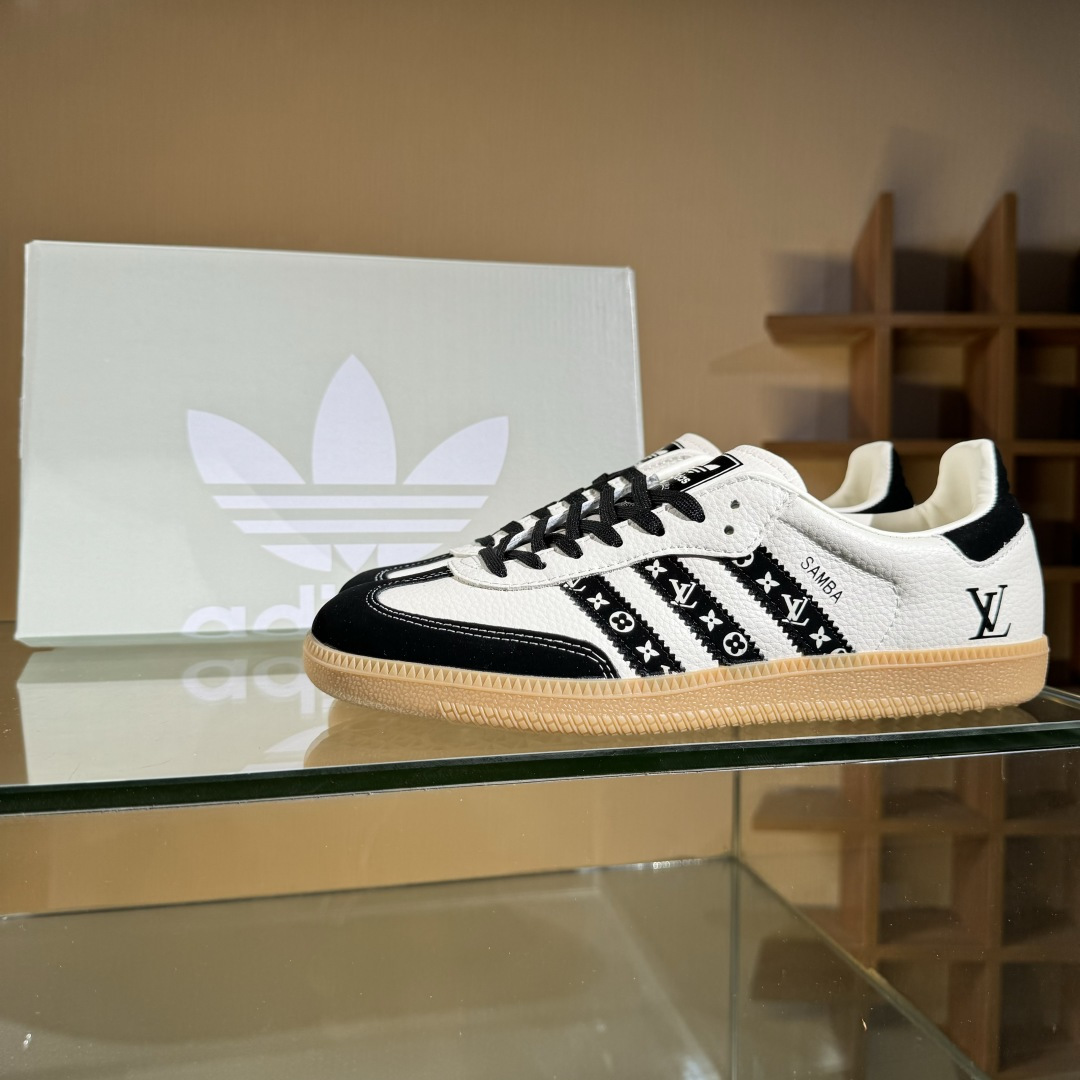 adidas originals Samba OG x Louis Vuitton 黑白 桑巴舞系列复古经典轻便板鞋 DX0003-莆田鞋,莆田鞋货源,高仿鞋,高仿鞋货源,安福档口,莆田高仿鞋,莆田鞋批发,高仿鞋批发,莆田高仿运动鞋,高仿运动鞋,莆田运动鞋 adidas originals Samba OG x Louis Vuitton 黑白 桑巴舞系列复古经典轻便板鞋 DX0003