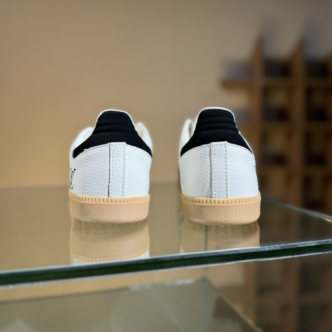 adidas originals Samba OG x Louis Vuitton 黑白 桑巴舞系列复古经典轻便板鞋 DX0003-莆田鞋,莆田鞋货源,高仿鞋,高仿鞋货源,安福档口,莆田高仿鞋,莆田鞋批发,高仿鞋批发,莆田高仿运动鞋,高仿运动鞋,莆田运动鞋 adidas originals Samba OG x Louis Vuitton 黑白 桑巴舞系列复古经典轻便板鞋 DX0003