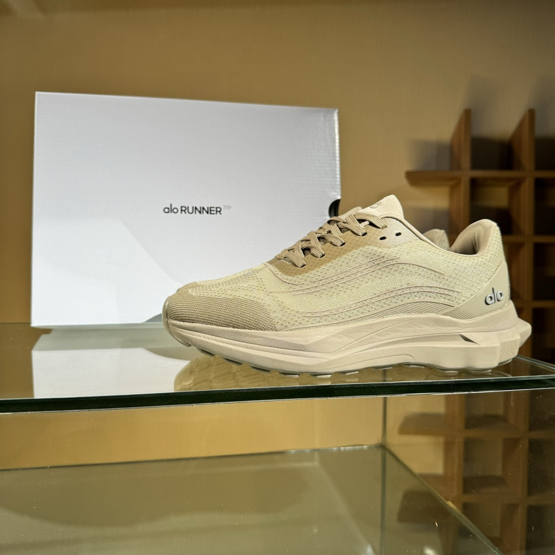 alo yoga Alo Runner 舒适百搭防滑透气 低帮跑步鞋 A0590UCC-Chinese UA Cheap High Quatity Brand Clothes Bags handbags Sneakers wholesale wholesaler seller from China Factory suppliers Fashion Clothing Shoes best Quality Beautiful Price alo yoga Alo Runner 舒适百搭防滑透气 低帮跑步鞋 A0590UCC