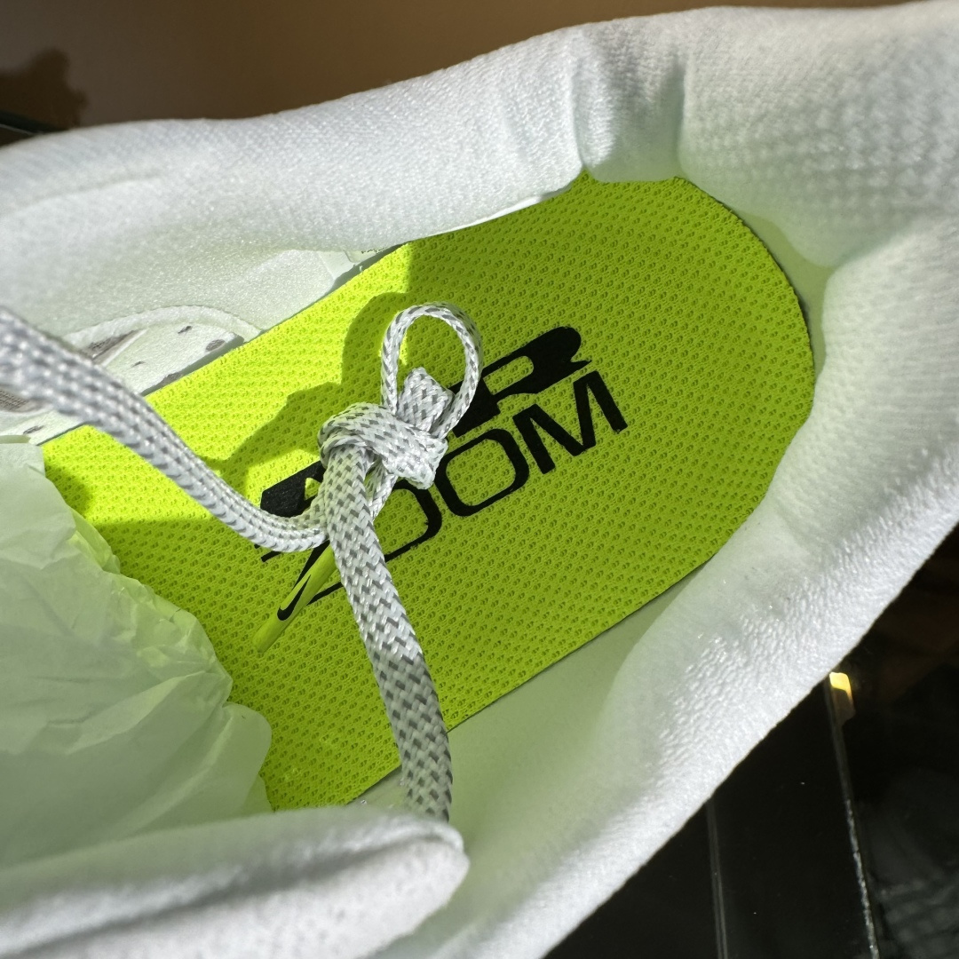 J版 Nike Air Zoom Pegasus Premium 耐克网面全掌气垫缓震跑鞋 HQ2592-100