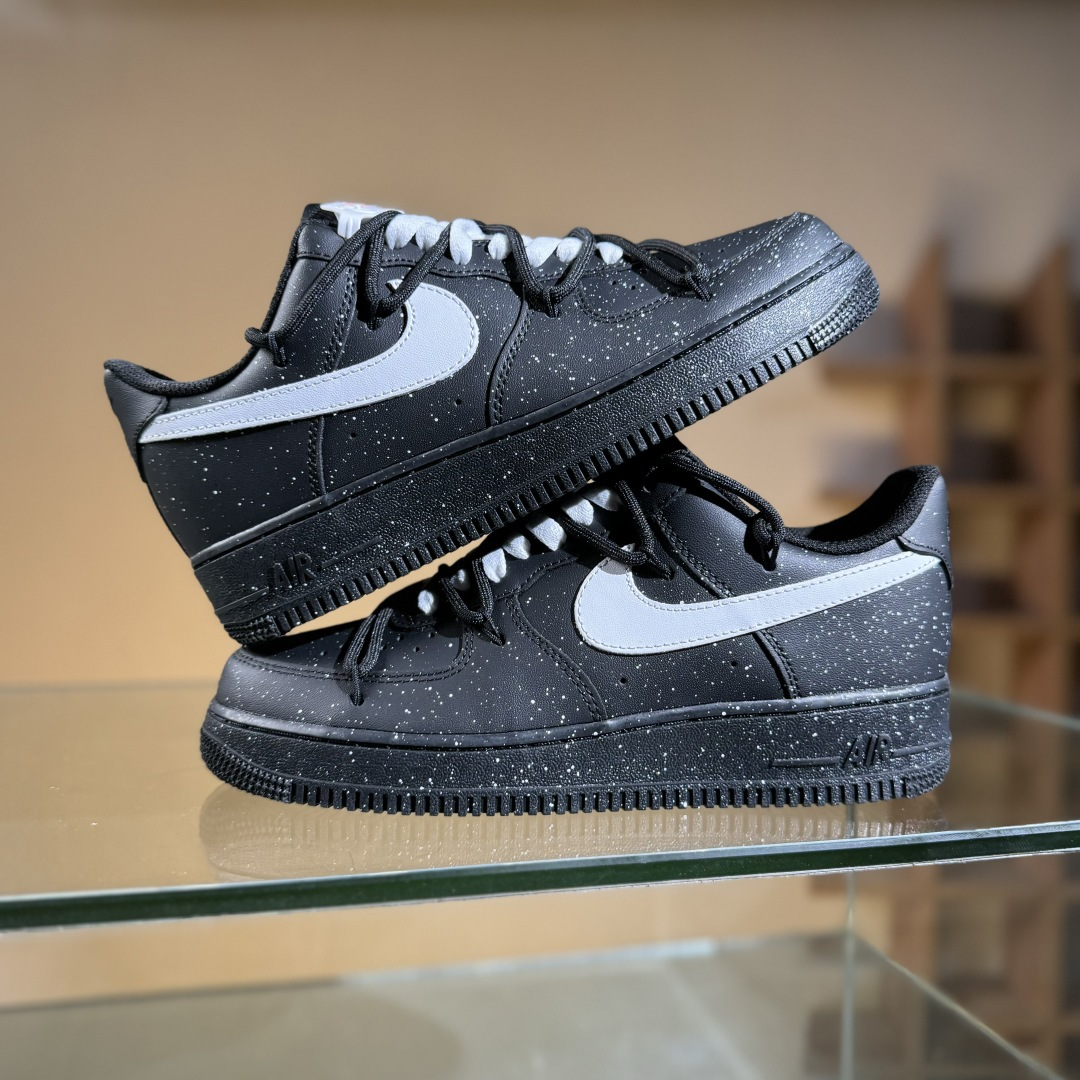 Nike Air Force 1'07 Low 白色满天星泼墨 空军一号低帮休闲板鞋 ZH0316-090