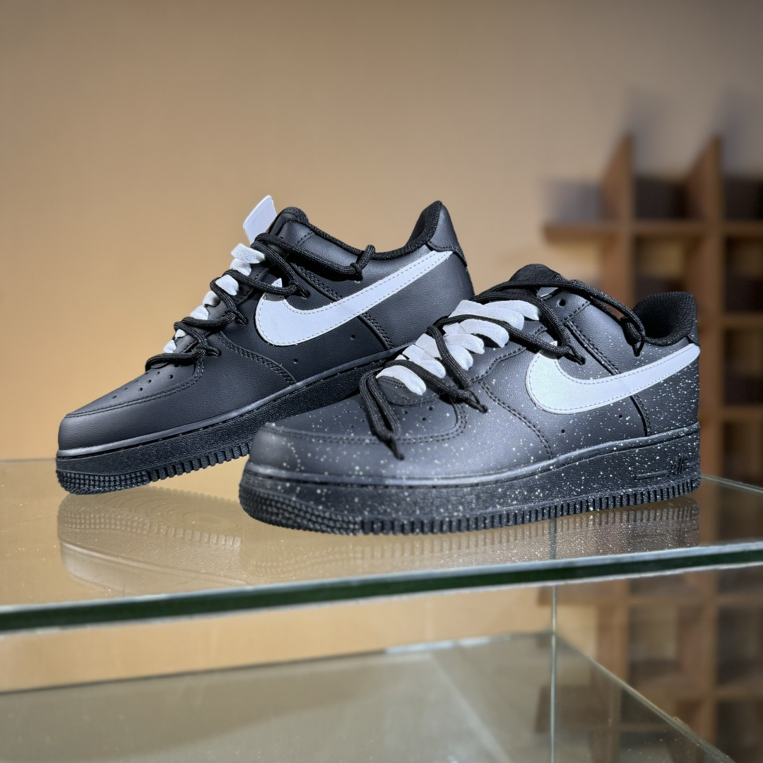 Nike Air Force 1'07 Low 白色满天星泼墨 空军一号低帮休闲板鞋 ZH0316-090