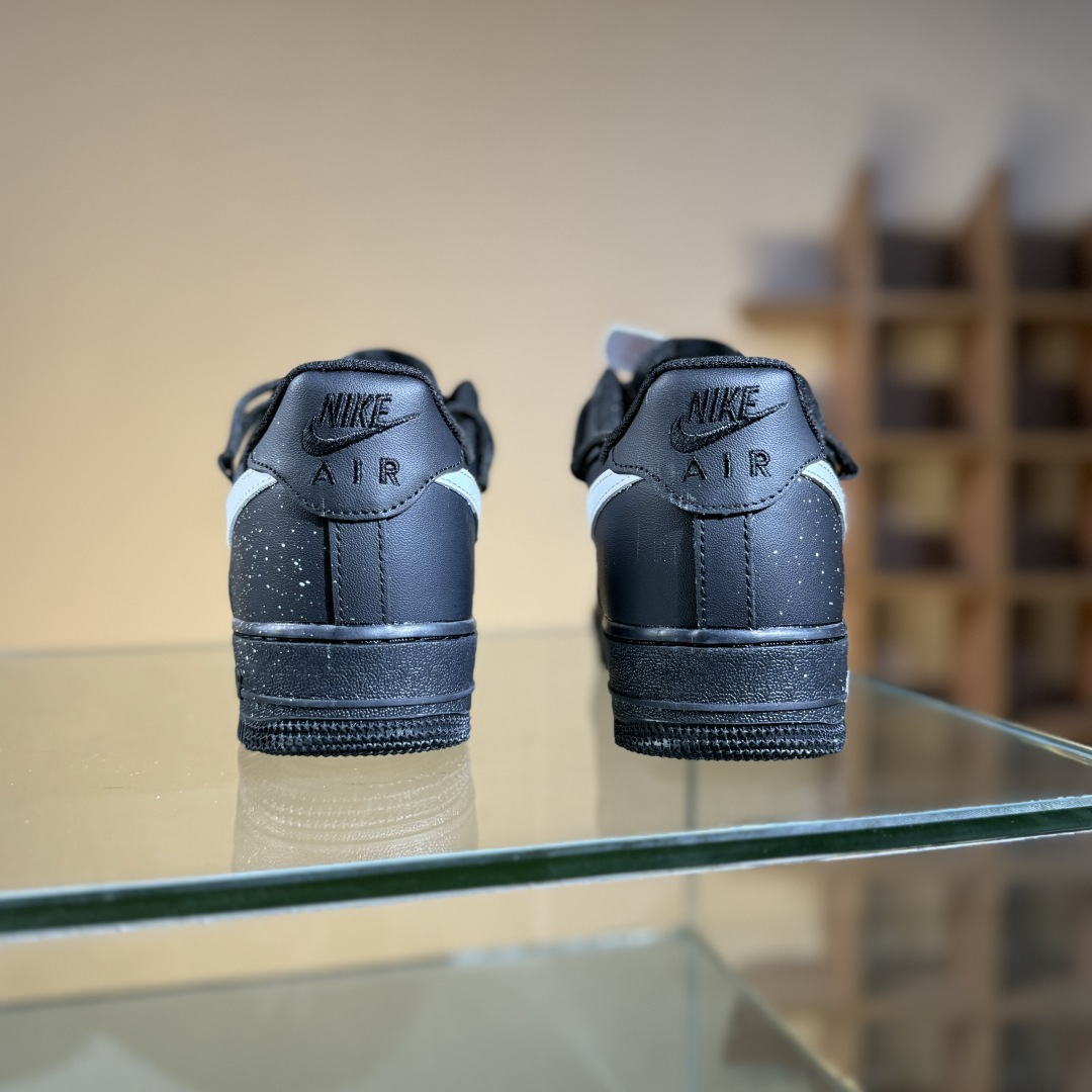 Nike Air Force 1'07 Low 白色满天星泼墨 空军一号低帮休闲板鞋 ZH0316-090