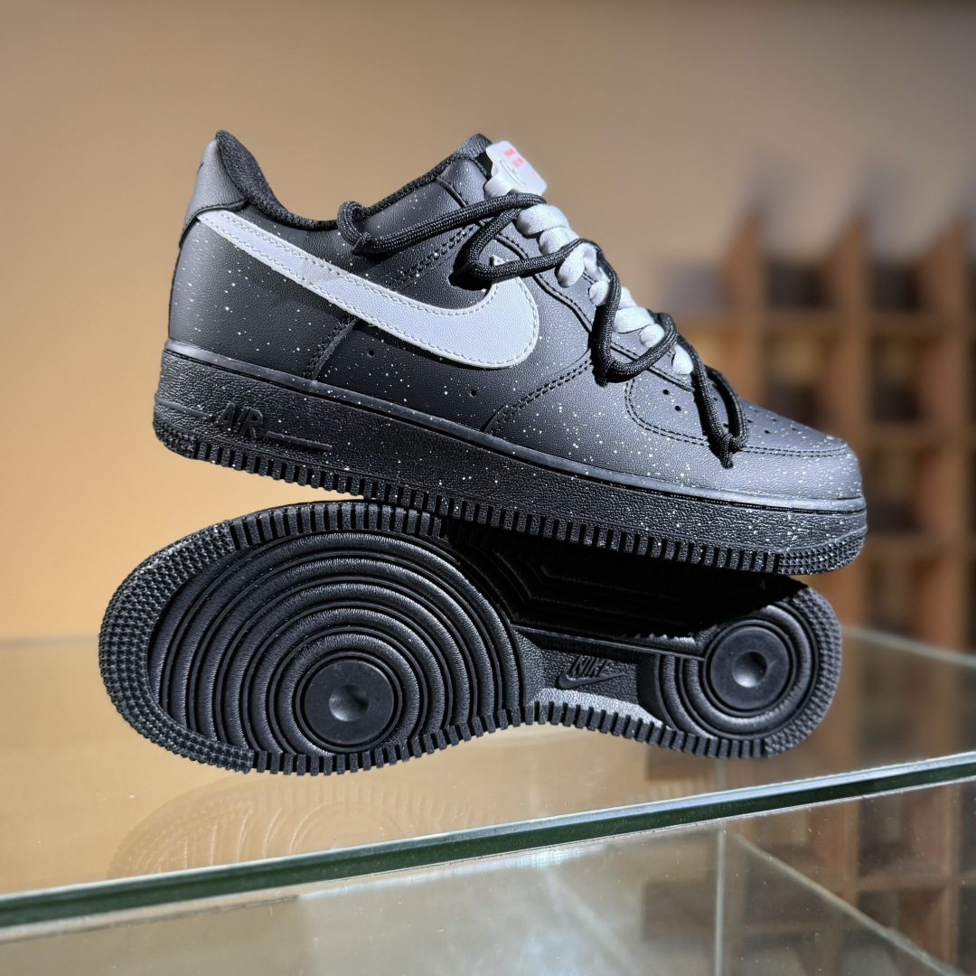 Nike Air Force 1'07 Low 白色满天星泼墨 空军一号低帮休闲板鞋 ZH0316-090