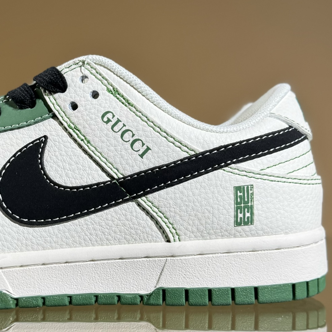 Nike SB Dunk Low x GUCCI 绿白小勾 XD1588-213