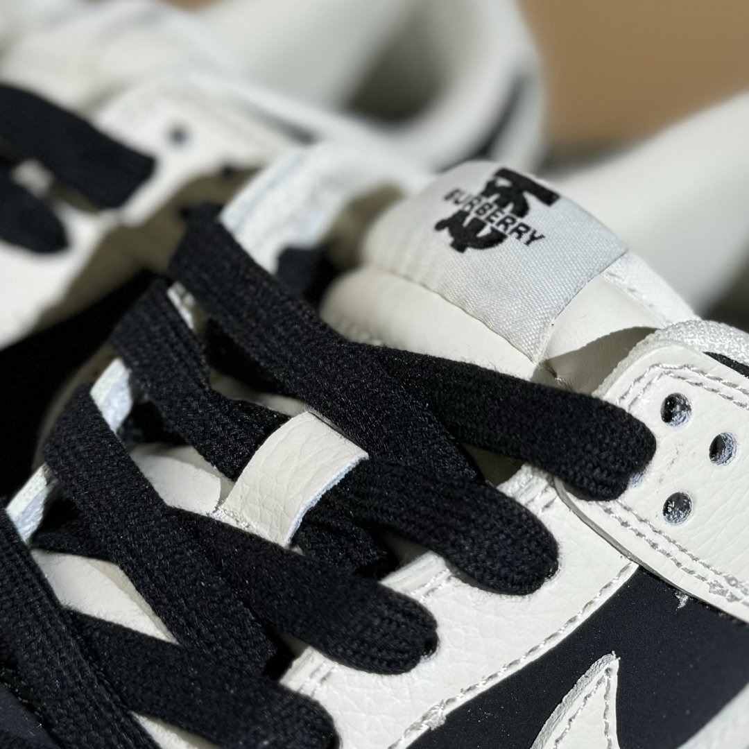Nike SB Dunk Low x BURBERRY 白黑 XD1588-218