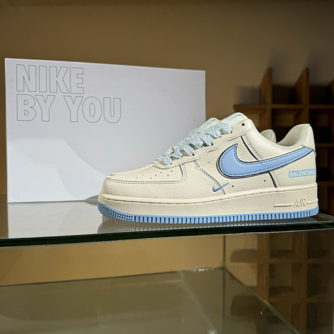 Nike Air Force 1'07 Low 定制款 空军一号低帮休闲板鞋 CW2288-111