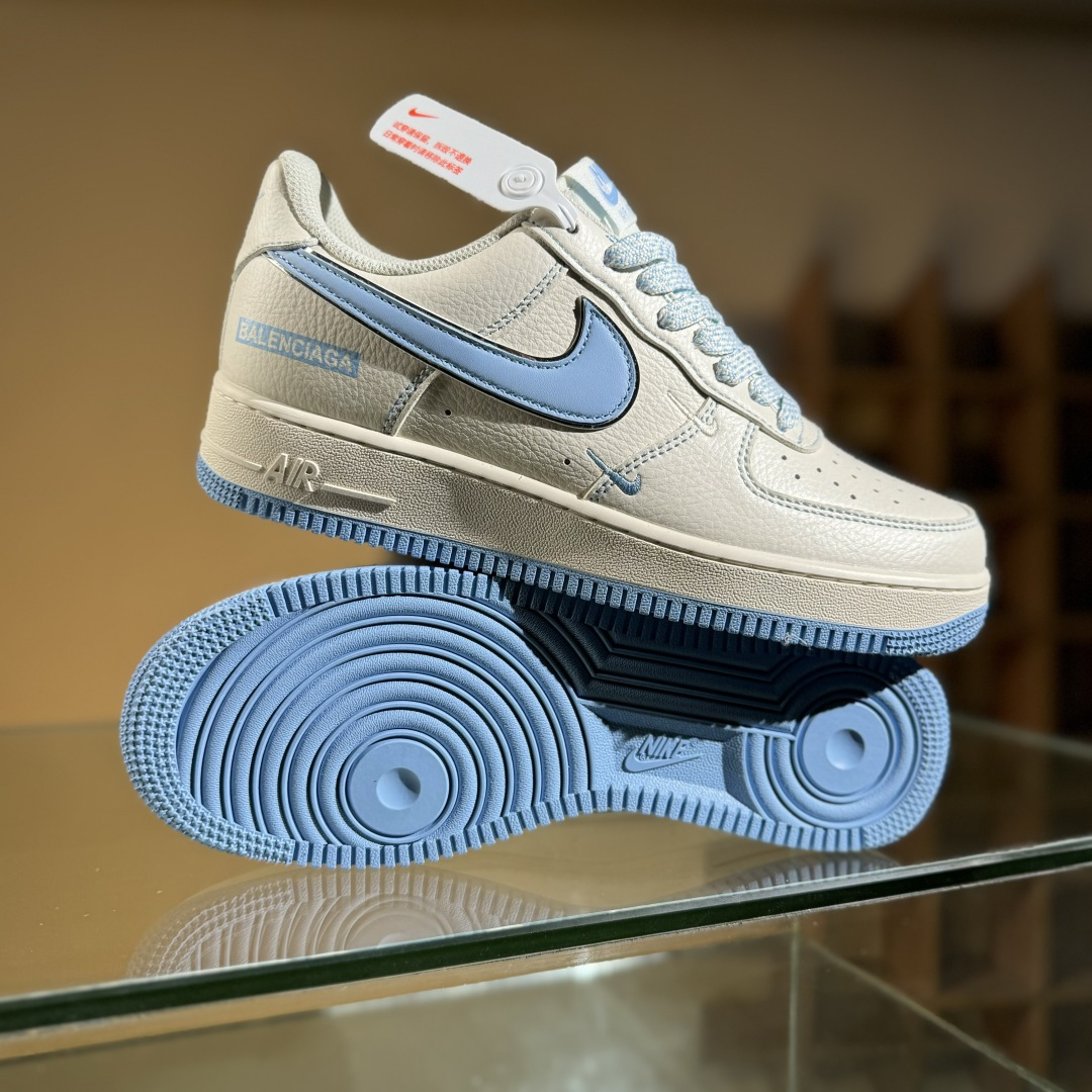Nike Air Force 1'07 Low 定制款 空军一号低帮休闲板鞋 CW2288-111