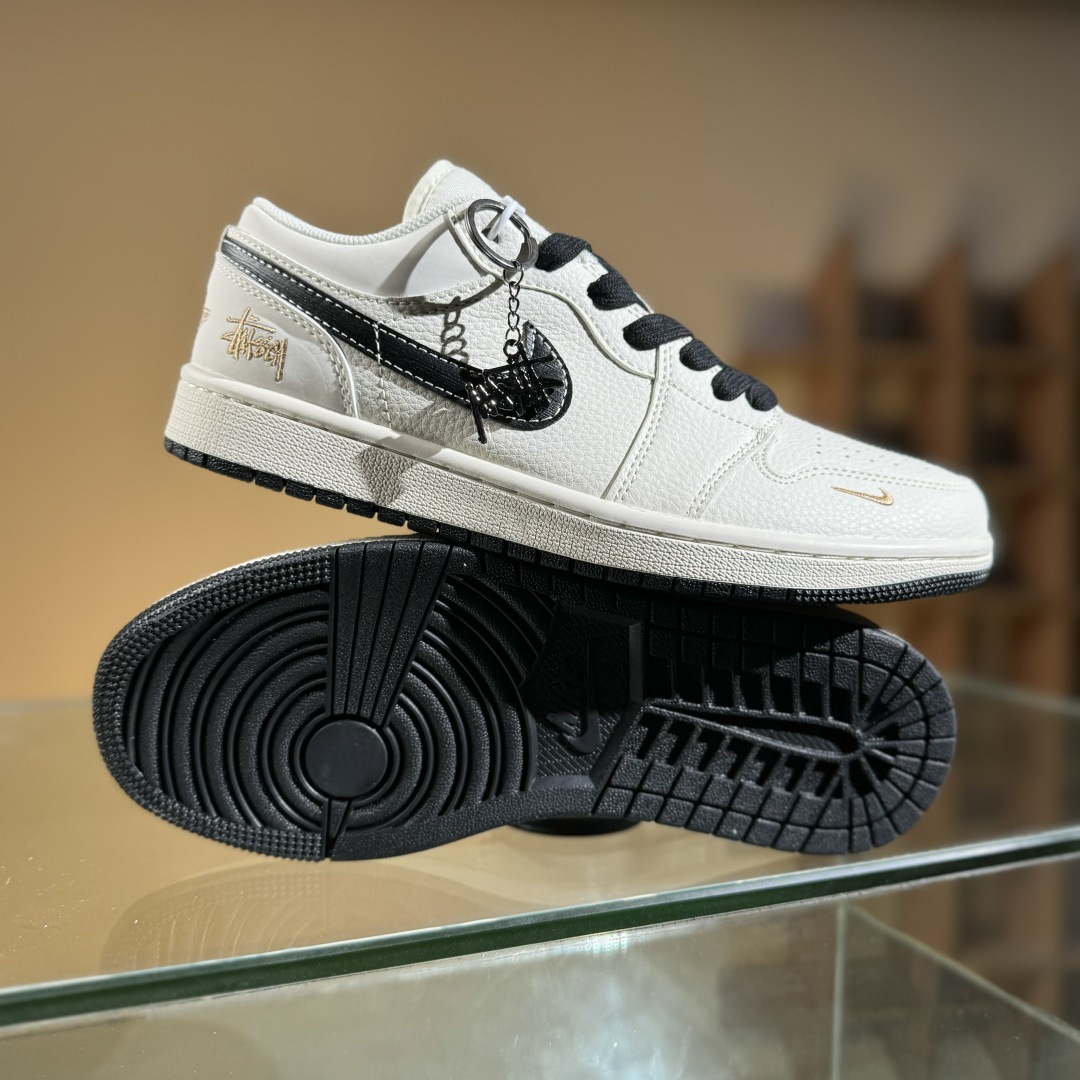 Air Jordan 1 Low AJ1 乔1 斯图西联名 拉丝黑勾 高端定制 低帮复古篮球鞋 XX3168-173