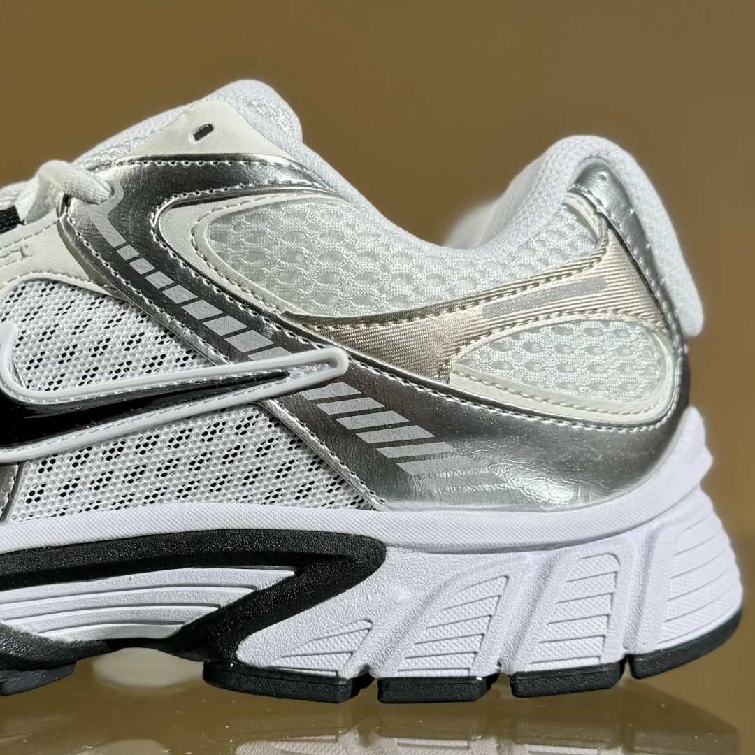 Nike V5 RNR 舒适百搭防滑耐磨 低帮跑步鞋 HQ7901-107