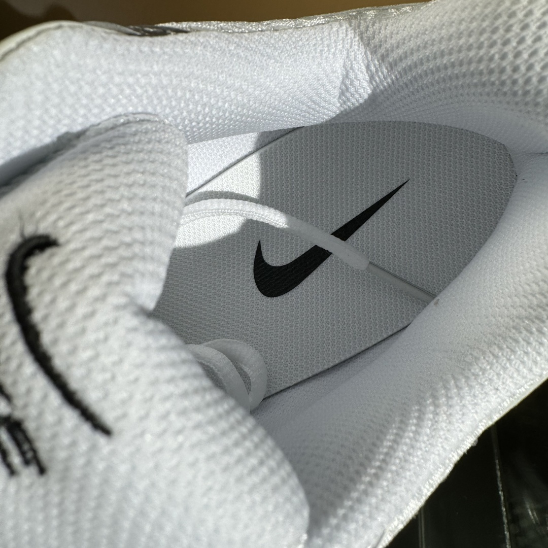 Nike V5 RNR 舒适百搭防滑耐磨 低帮跑步鞋 HQ7901-107