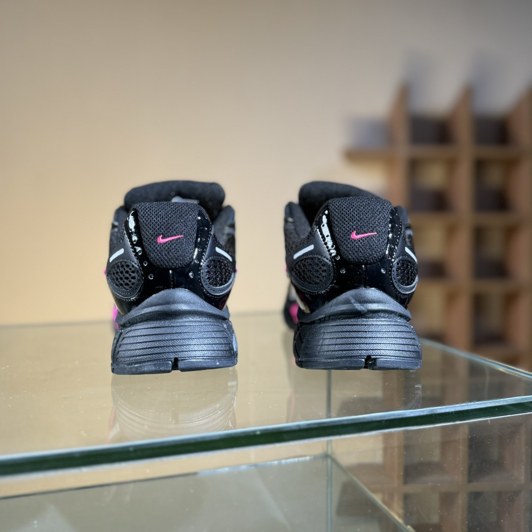 Nike V5 RNR 舒适百搭防滑耐磨 低帮跑步鞋 复古跑鞋 HJ5228-007