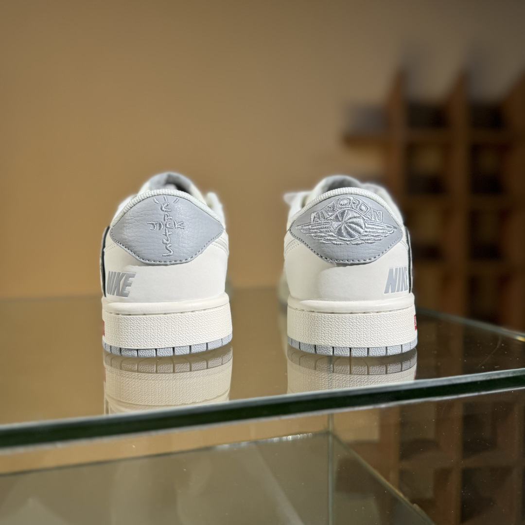 Travis Scott x Fragment Design x Air Jordan 1 Low SP AJ1 乔1 多重灰勾 低帮文化休闲板鞋 XS7089-598