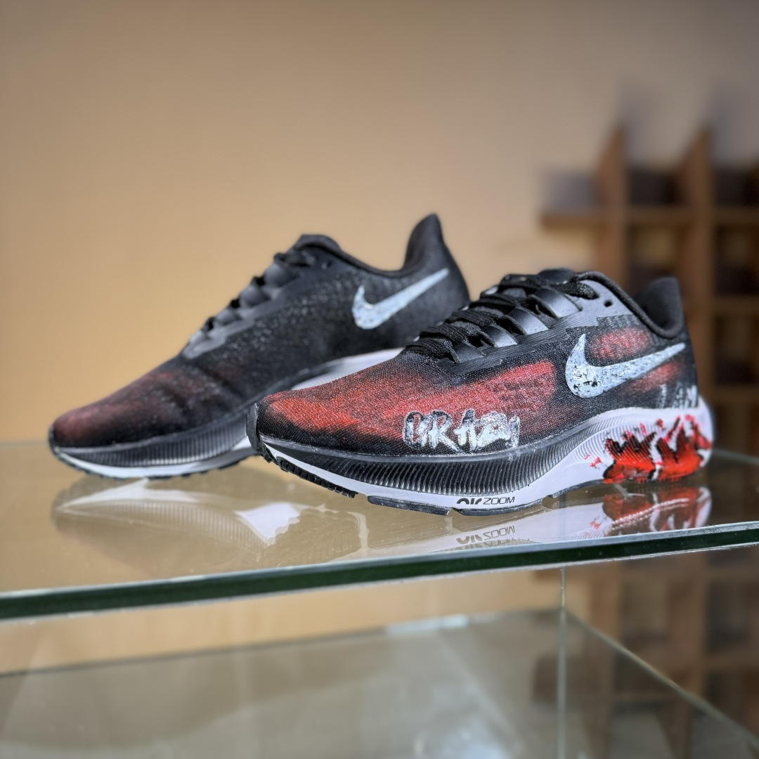 Nike Air Zoom Pegasus Premium 37 虐杀原形 手绘潮流 耐克网面防滑耐磨低帮跑步鞋 BQ9647-022