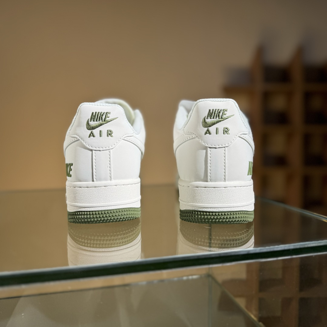 Nike Air Force 1'07 Low 耐克联名 绿小三勾 空军一号低帮休闲板鞋 XX3168-182