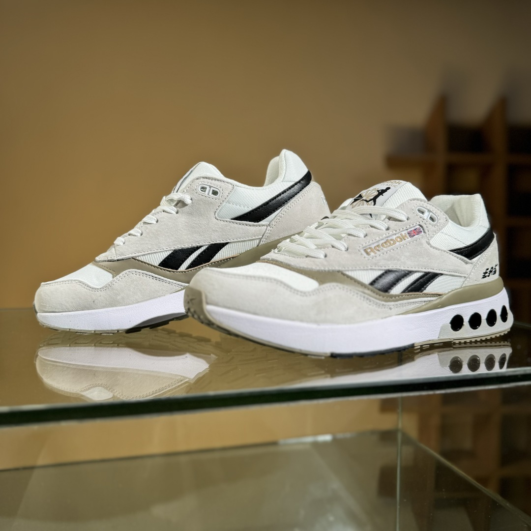 Reebok锐步ERS WORLD 新款复古跑步鞋男士运动鞋透气舒适时尚休闲训练鞋 100209540-High Quatity Cheap Brand wholesale wholesaler seller Clothes Bags handbags Sneakers Top Fashion Clothing Shoes from China Factory Chinese suppliers best Quality Beautiful Price Reebok锐步ERS WORLD 新款复古跑步鞋男士运动鞋透气舒适时尚休闲训练鞋 100209540