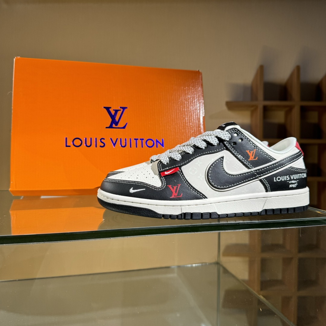 海外爆款限量发售！Nike SB Dunk Low“Dunk联名-LV双勾红尾” 周年高端定制 低帮休闲板鞋 YX5066-358
