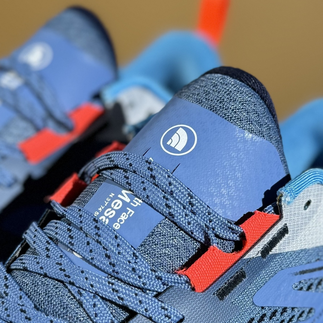 北面The North Face Altamesa 500 蓝色 圆头系带减震耐磨低帮越野徒步鞋