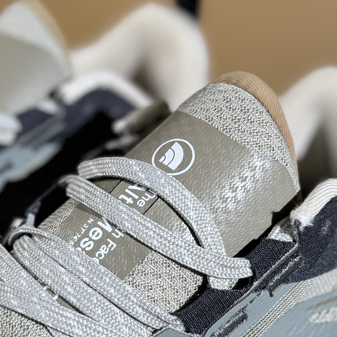 北面The North Face Altamesa 500 绿色 圆头系带减震耐磨低帮越野徒步鞋