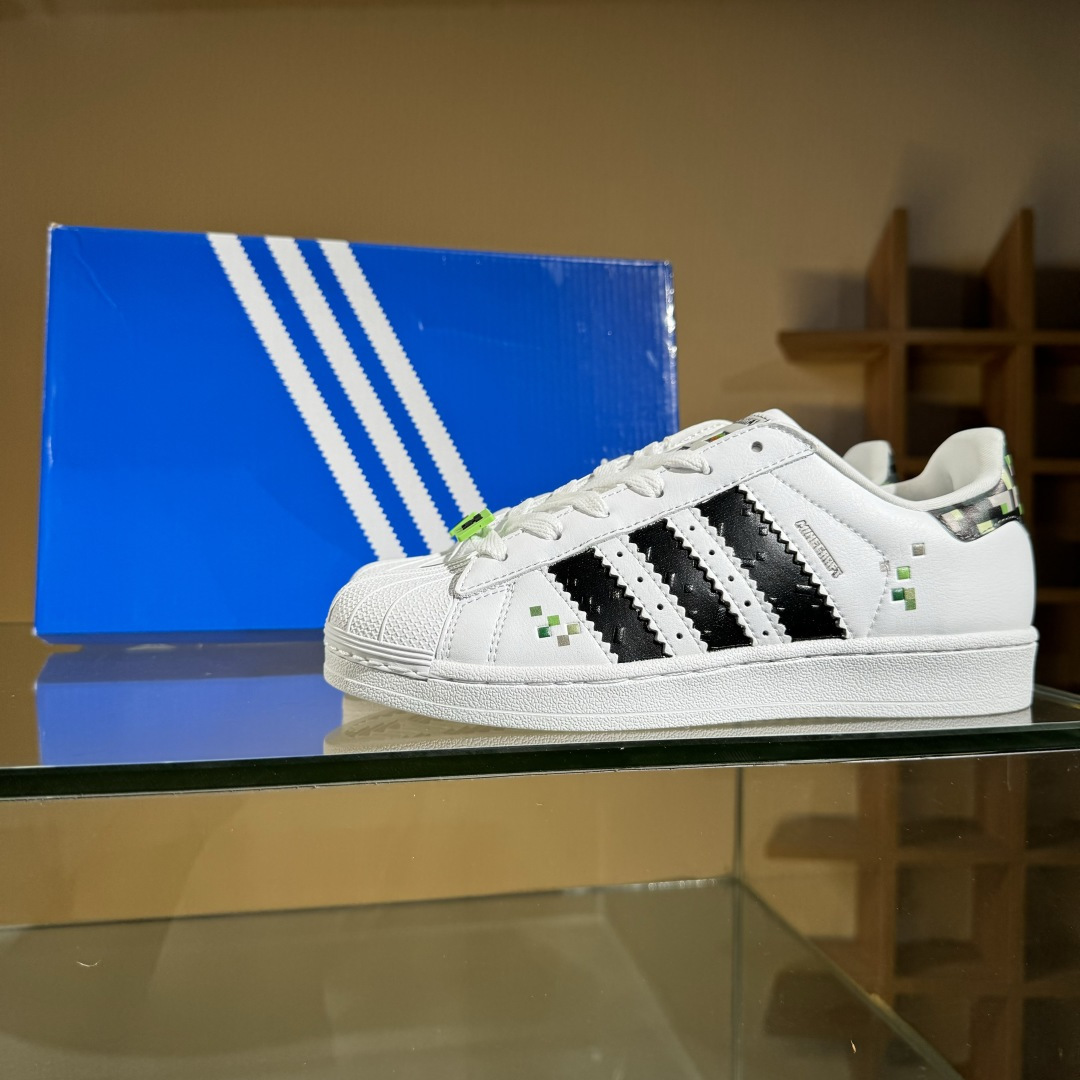 AD Originals Superstar 白黑绿马赛克贝壳头 JQ8749-莆田鞋,莆田鞋货源,高仿鞋,高仿鞋货源,安福档口,莆田高仿鞋,莆田鞋批发,高仿鞋批发,莆田高仿运动鞋,高仿运动鞋,莆田运动鞋 AD Originals Superstar 白黑绿马赛克贝壳头 JQ8749