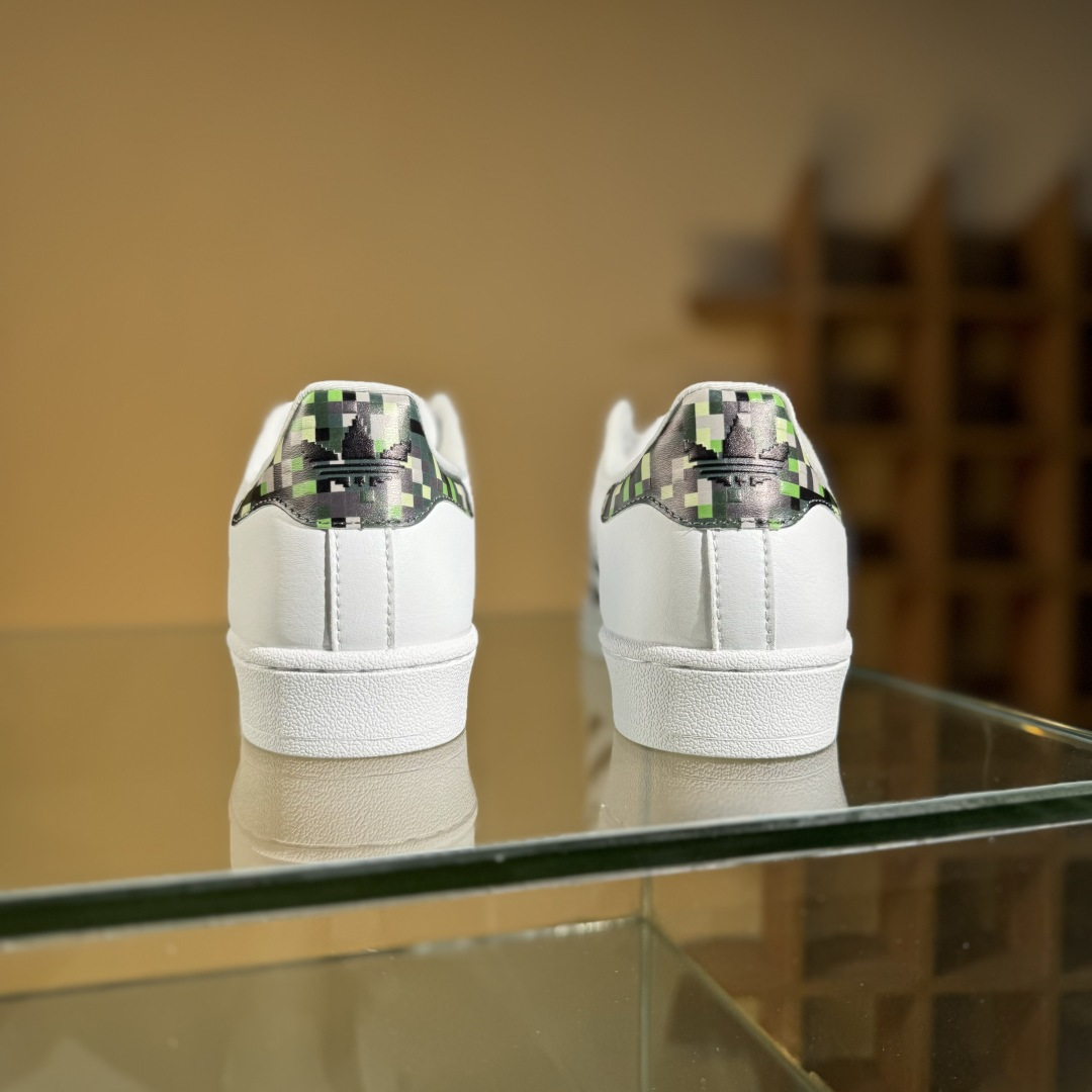 AD Originals Superstar 白黑绿马赛克贝壳头 JQ8749-莆田鞋,莆田鞋货源,高仿鞋,高仿鞋货源,安福档口,莆田高仿鞋,莆田鞋批发,高仿鞋批发,莆田高仿运动鞋,高仿运动鞋,莆田运动鞋 AD Originals Superstar 白黑绿马赛克贝壳头 JQ8749