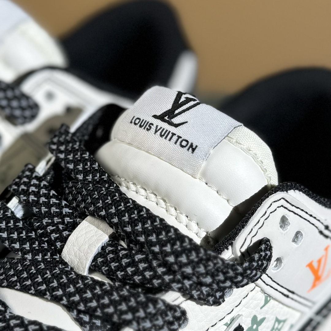 Nike SB Dunk Low 联名 黑勾 周年高端定制 低帮休闲板鞋 YX5066-359