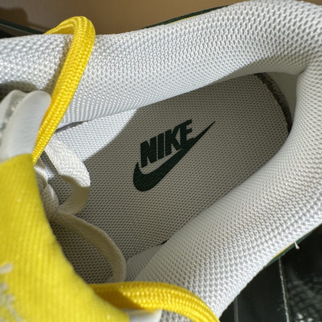 Nike SB Dunk Low x Stussy 灰白小勾绑带 FX1588-402